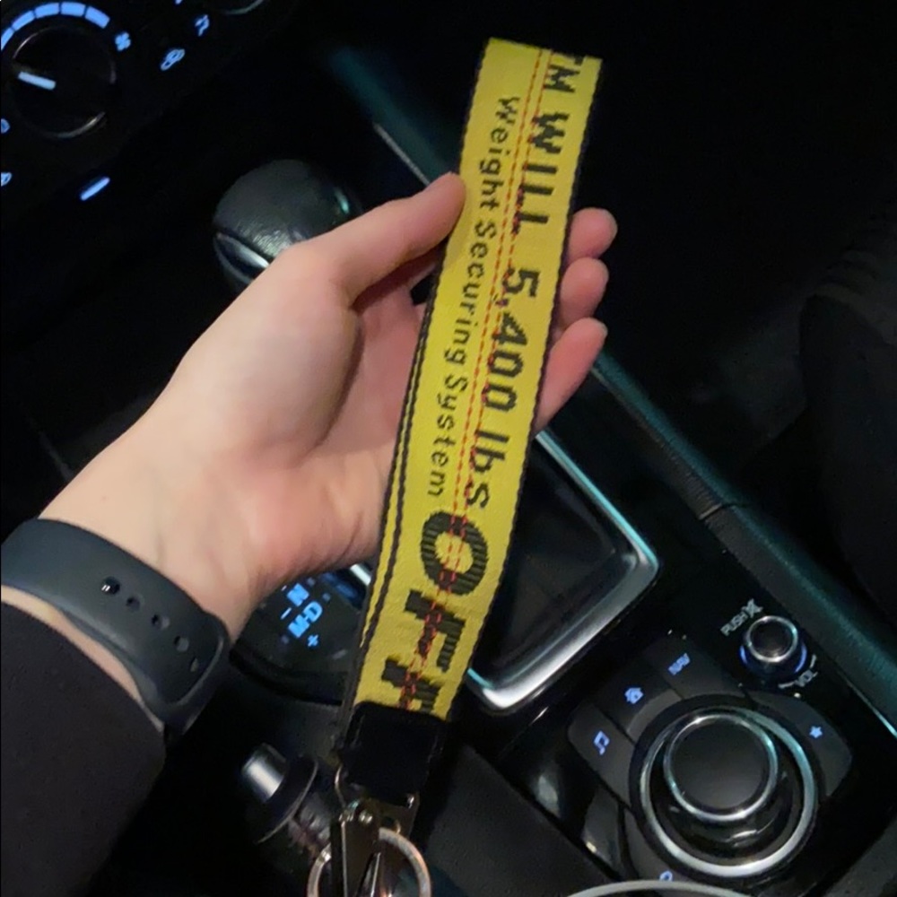 Off-White Keychain - Picture 2 of 4